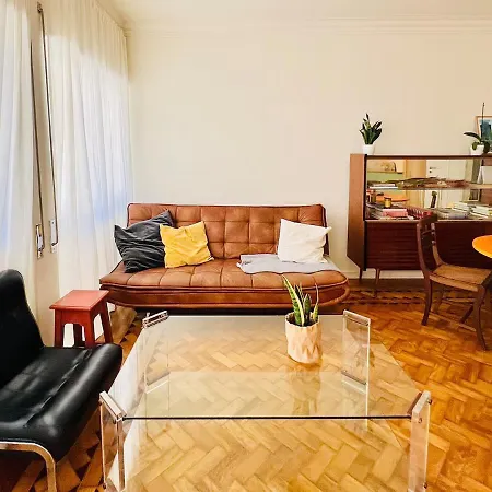 Big With A Terrace Lägenhet