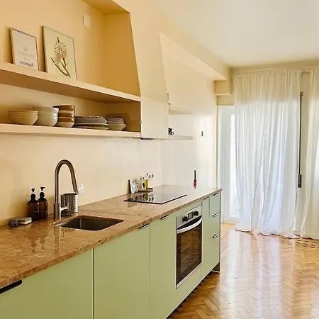 Big With A Terrace Apartment *