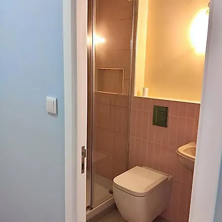 Apartment Big With A Terrace Almada