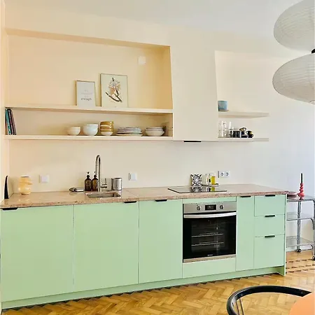 Apartment Big With A Terrace Almada